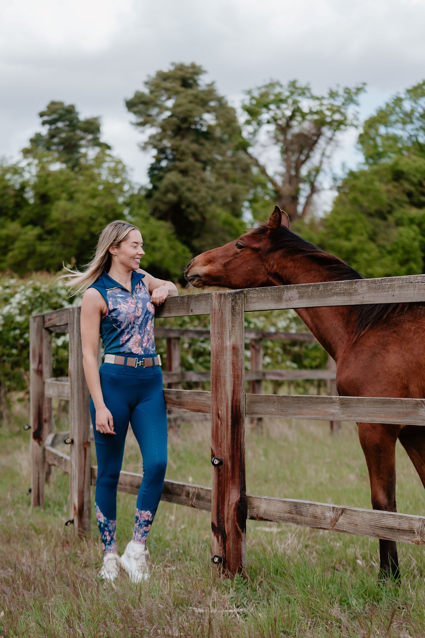 Teal Delight Sleeveless Base Layer