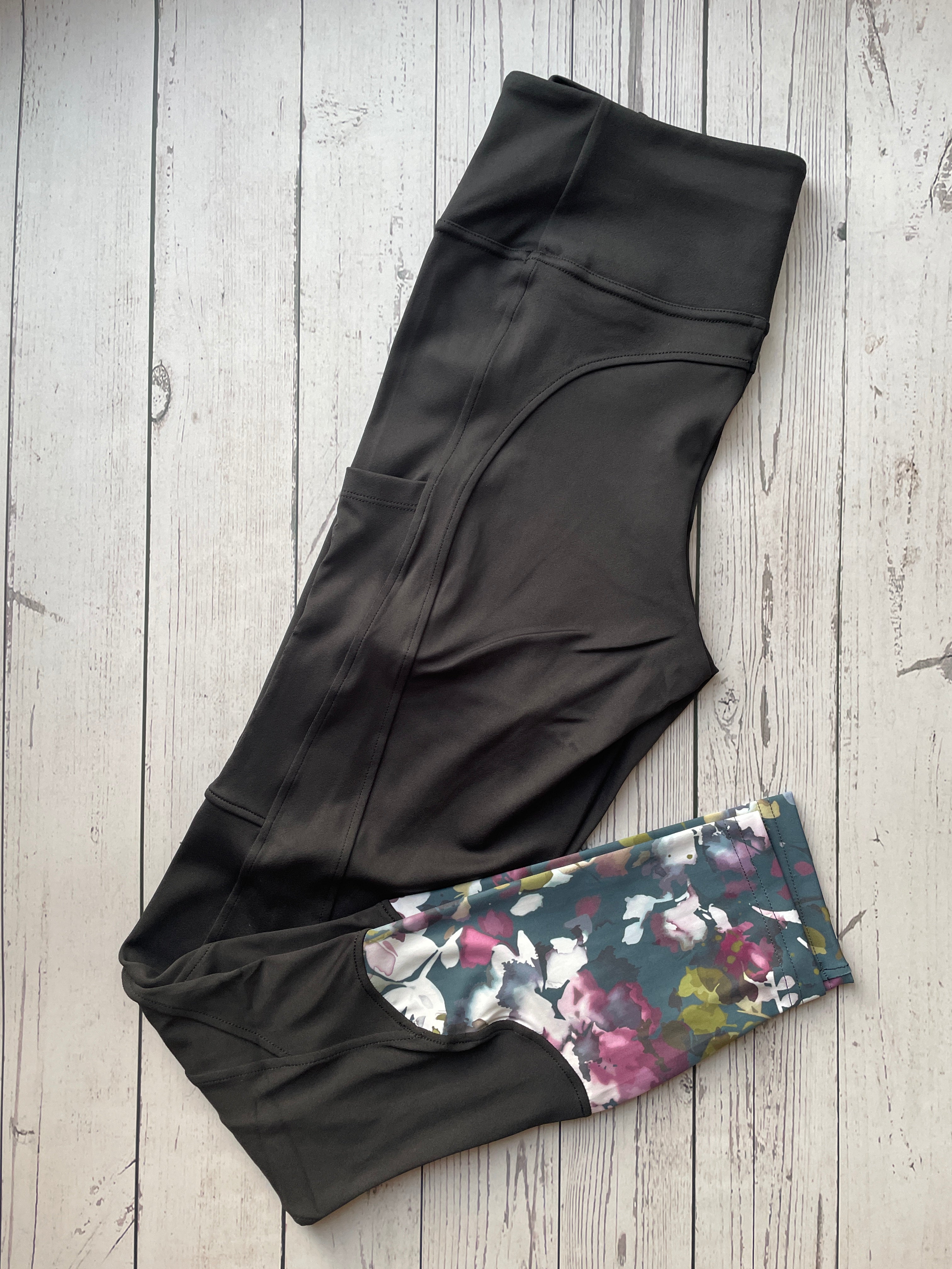 Black sale floral leggings